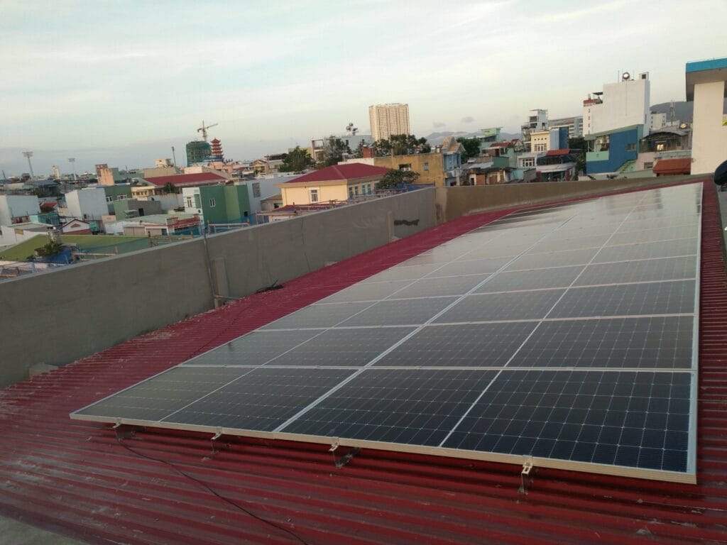 Hòa lưới – On Gird – Công Ty TNHH Xây Lắp Tín Đạt – Điện Mặt Trời & Điện Nước Quy Nhơn